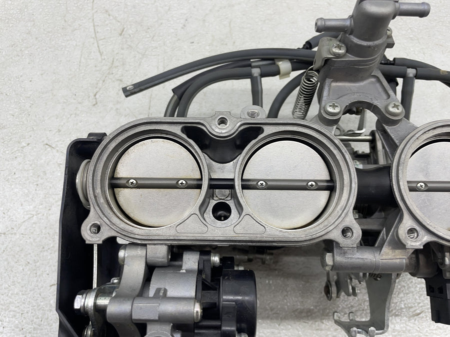 06-15 YAMAHA FZ1 THROTTLE BODY BODIES
