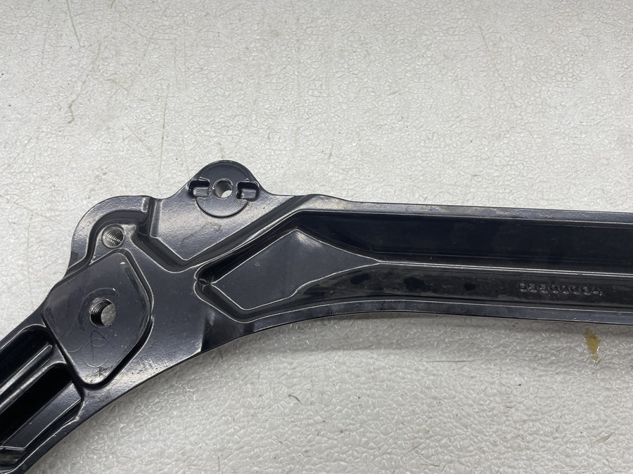18-23 HARLEY-DAVIDSON STREET BOB MUFFLER EXHAUST PIPE BRACKET MOUNT