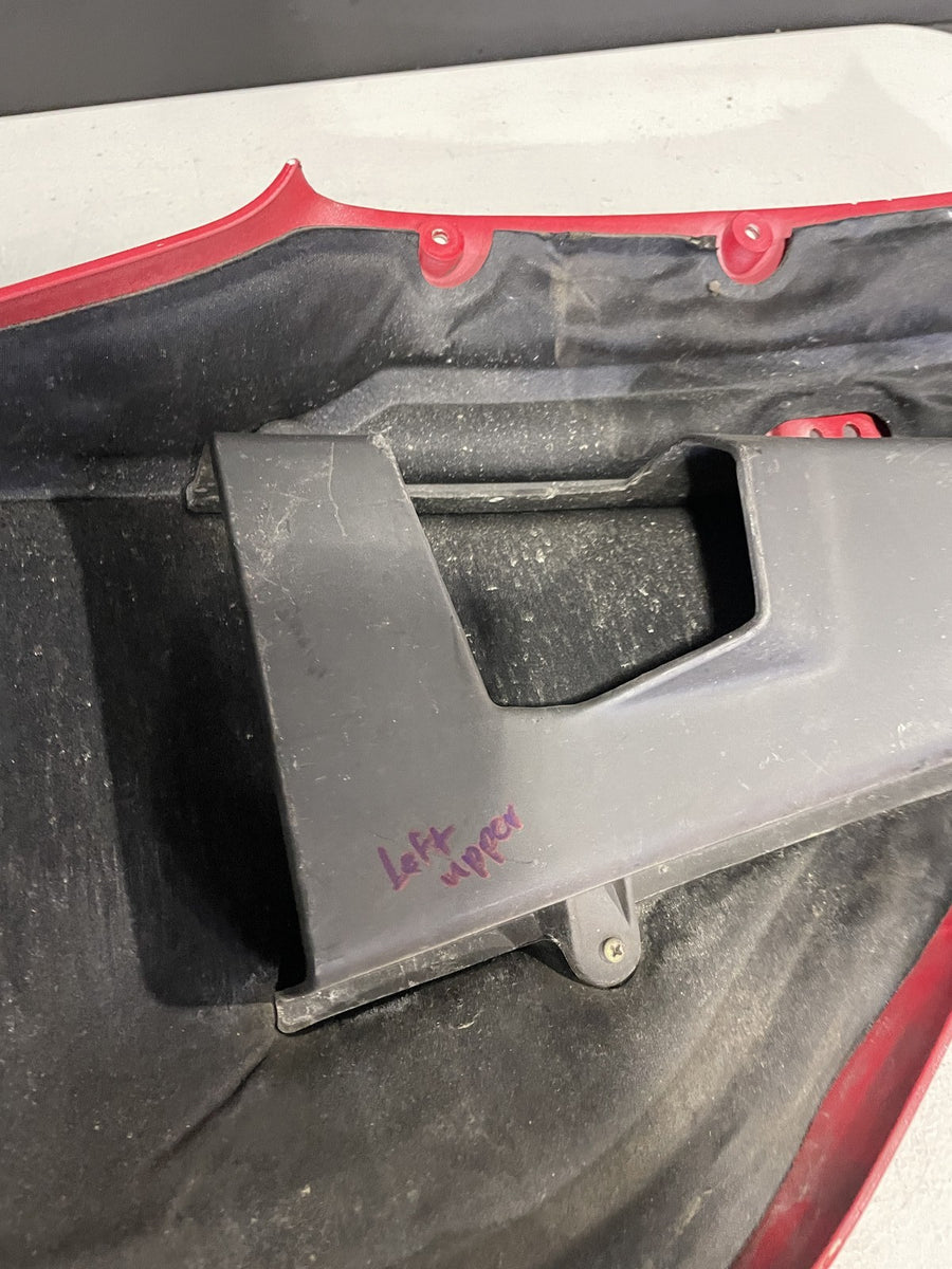 03-07 DUCATI SUPERSPORT 800 LEFT FRONT UPPER MID SIDE FAIRING COWL PLASTIC