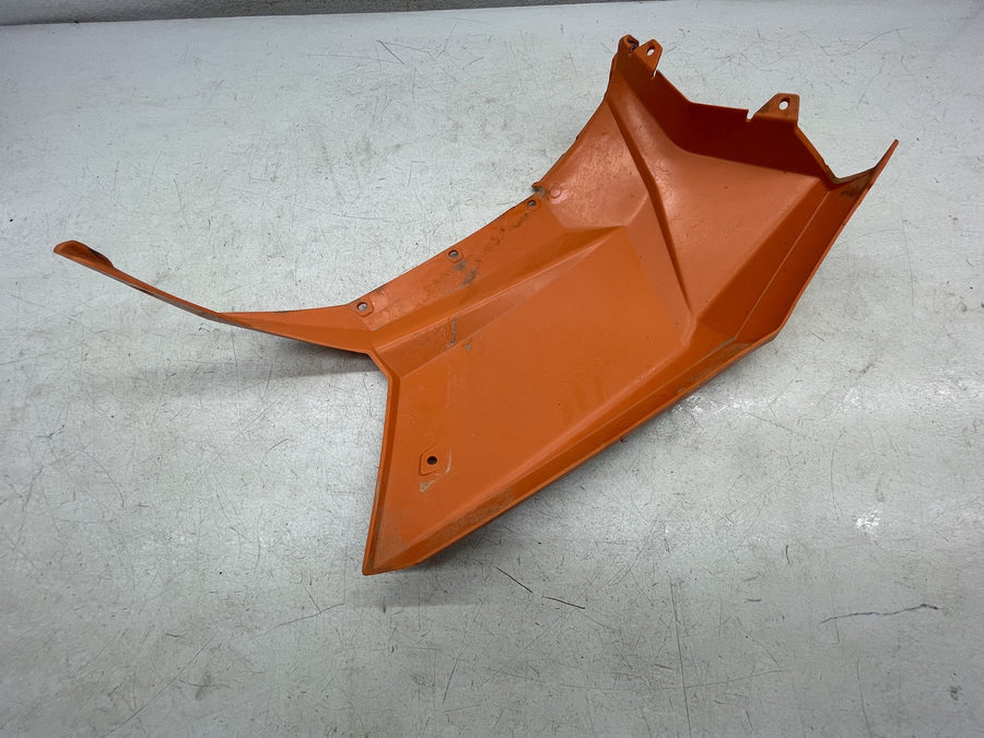 15-22 POLARIS SCRAMBLER 850 FRONT LEFT UPPER FENDER FAIRING COVER PANEL 5439662