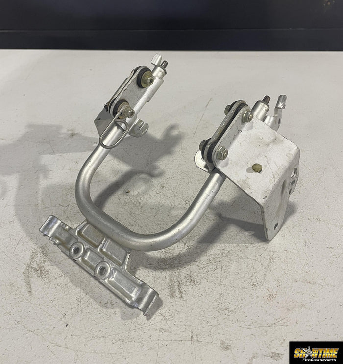 06-07 DUCATI MONSTER S2R 800 UPPER FAIRING MIRROR GAUGES STAY BRACKET