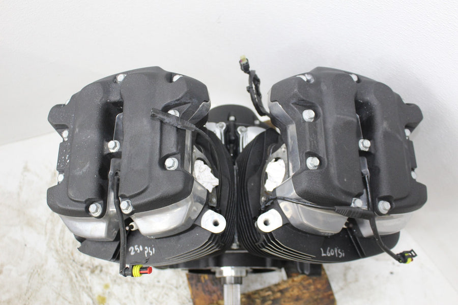 18-20 HARLEY-DAVIDSON STREET BOB FXBB 107CI ENGINE MOTOR HEAD MILWAUKEE M8