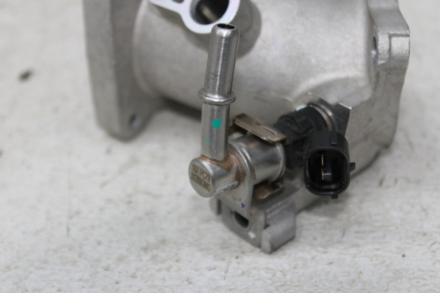 24 CF-MOTO UFORCE 600 PETROL GAS FUEL INJECTOR RAIL W/ MANIFOLD