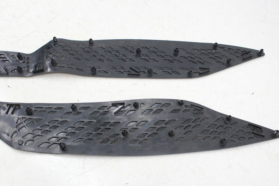 03-06 SUZUKI BURGMAN 400 AN400 FRONT REAR FOOT REST FLOORBOARDS GRIP MAT SET