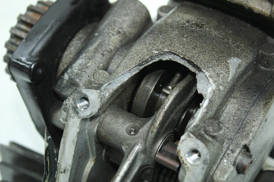 06-07 DUCATI MONSTER S2R 800 ENGINE FRONT CYLINDER HEAD VALVES