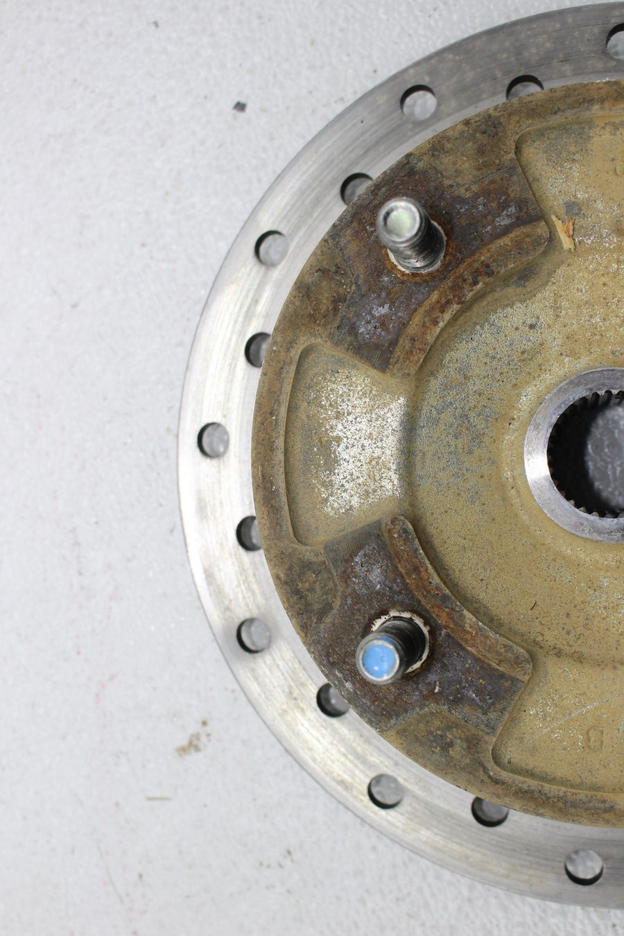 21 HONDA TALON 1000R FRONT RIGHT WHEEL HUB