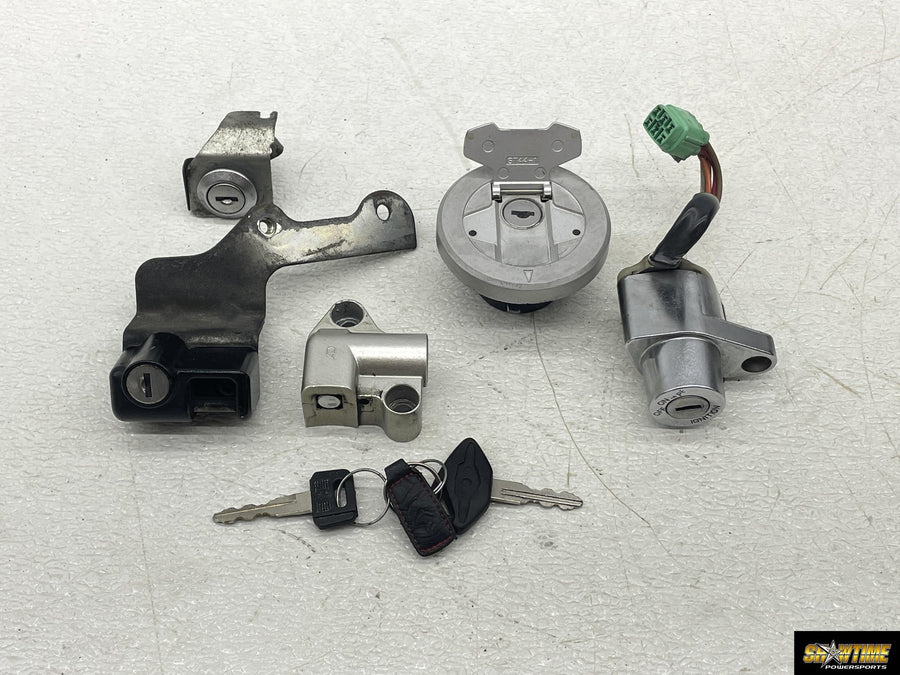 2012 SUZUKI BOULEVARD M109R IGNITION LOCK KEY SET W/ GAS CAP AND SEAT LOCK