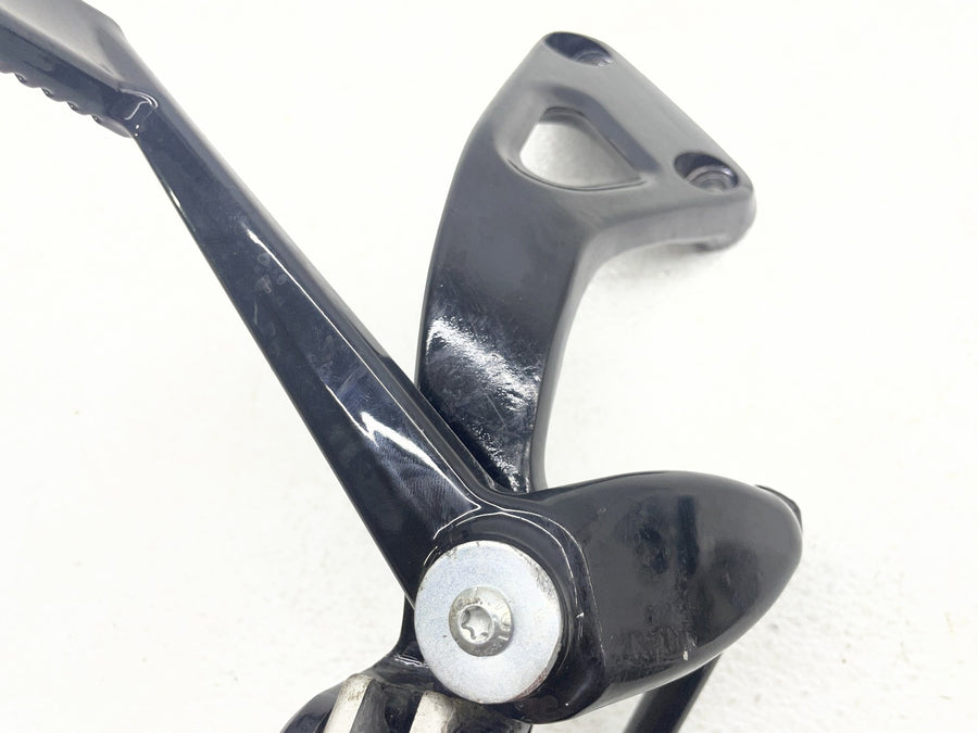 18-23 HARLEY-DAVIDSON STREET BOB RIGHT FRONT FOOT REST PEG STEP W/ BRAKE PEDAL