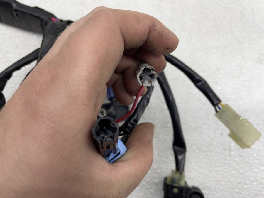 06-15 YAMAHA FZ1 MAIN ENGINE WIRING HARNESS MOTOR WIRE LOOM