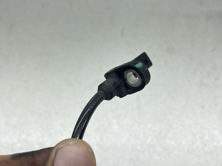 19 POLARIS SLINGSHOT SL FRONT LEFT WHEEL SPEED SPEEDOMETER SENSOR 0265009348