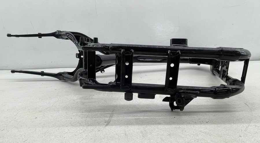 21-22 HARLEY-DAVIDSON IRON 883 XL883N FRAME CHASSI STPSS 38 STRAIGHT NICE