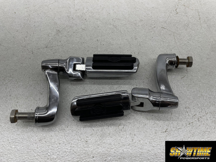 07-11 HARLEY-DAVIDSON ROAD KING CLASSIC FLHRC FRONT HIGHWAY FOOTPEGS PAIR