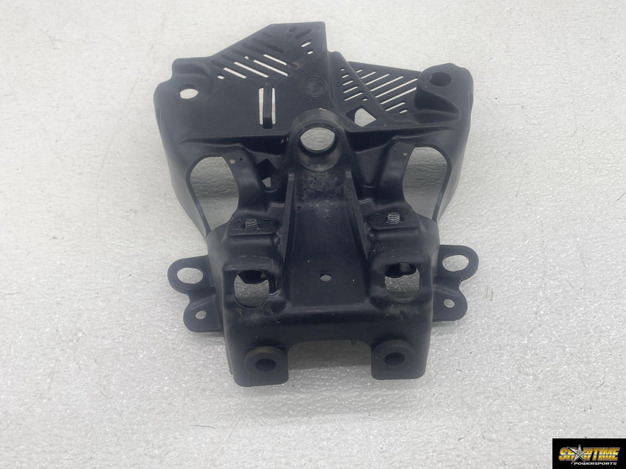 11-15 KAWASAKI NINJA ZX10R REAR BACK TAIL LIGHT MOUNT BRACKET 11056-1855