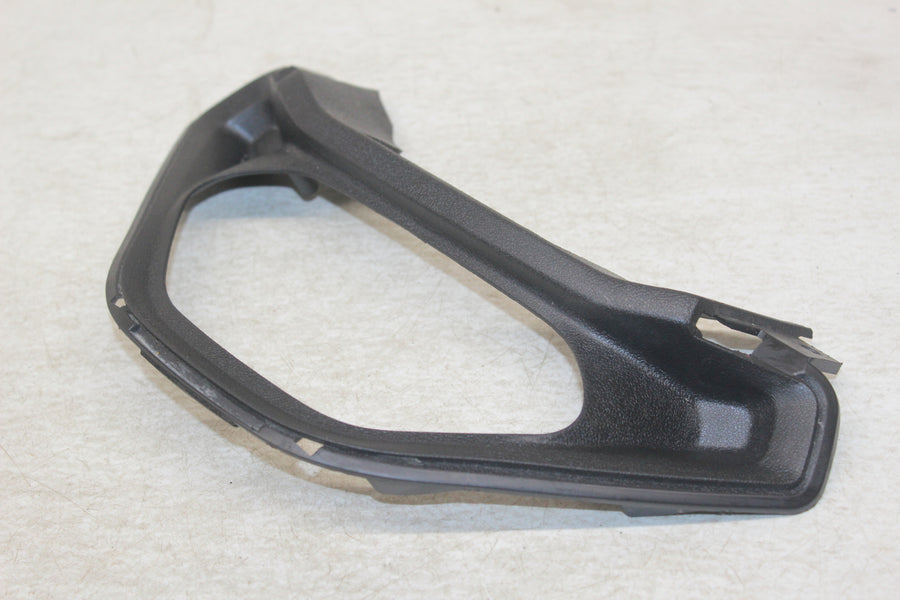 97-98 SUZUKI BANDIT 1200 FRONT LOWER INNER EXHAUST V FAIRING COWL GUARD