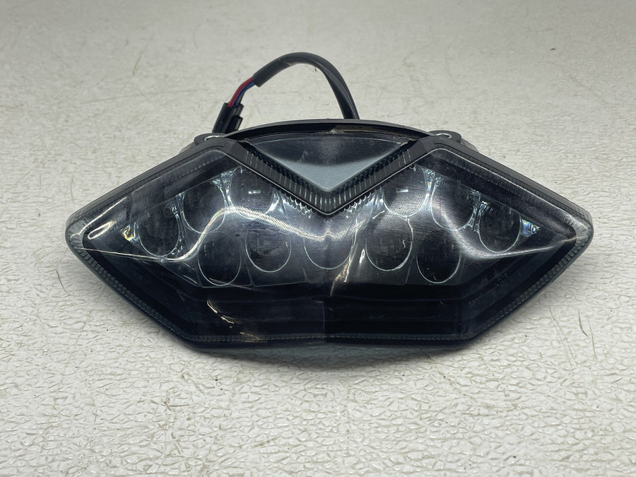 15-21 KAWASAKI VERSYS 650 KLE650 TAILLIGHT REAR TAIL BRAKE LIGHT