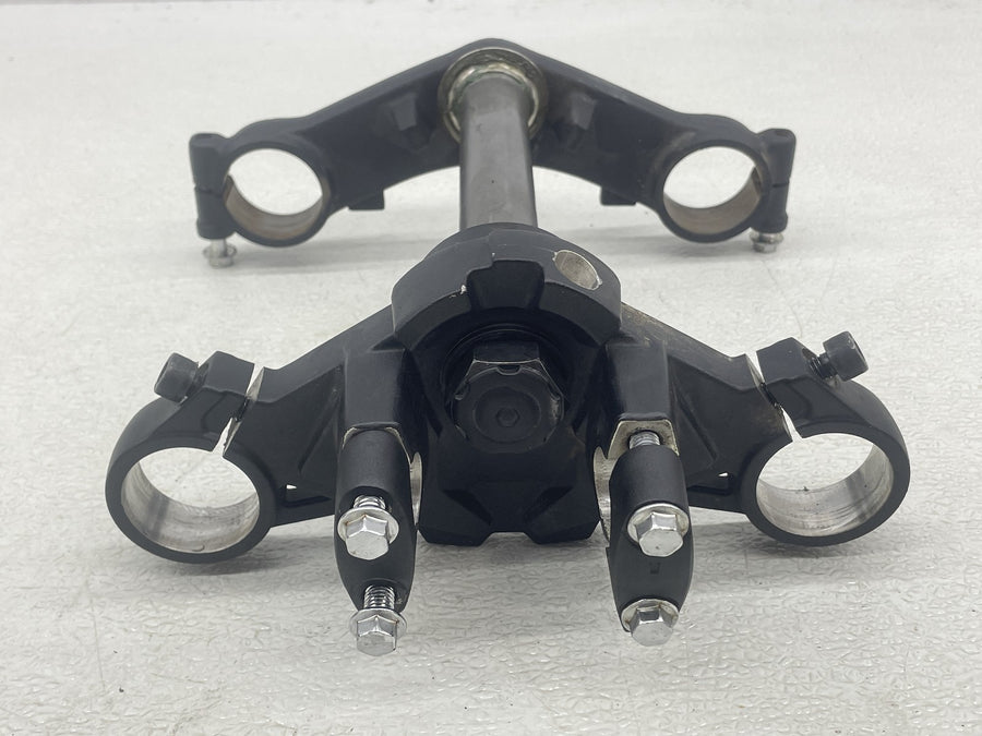 18-26 KAWASAKI Z125 PRO BR125 FRONT FORKS CLAMP TRIPLE TREE STEM