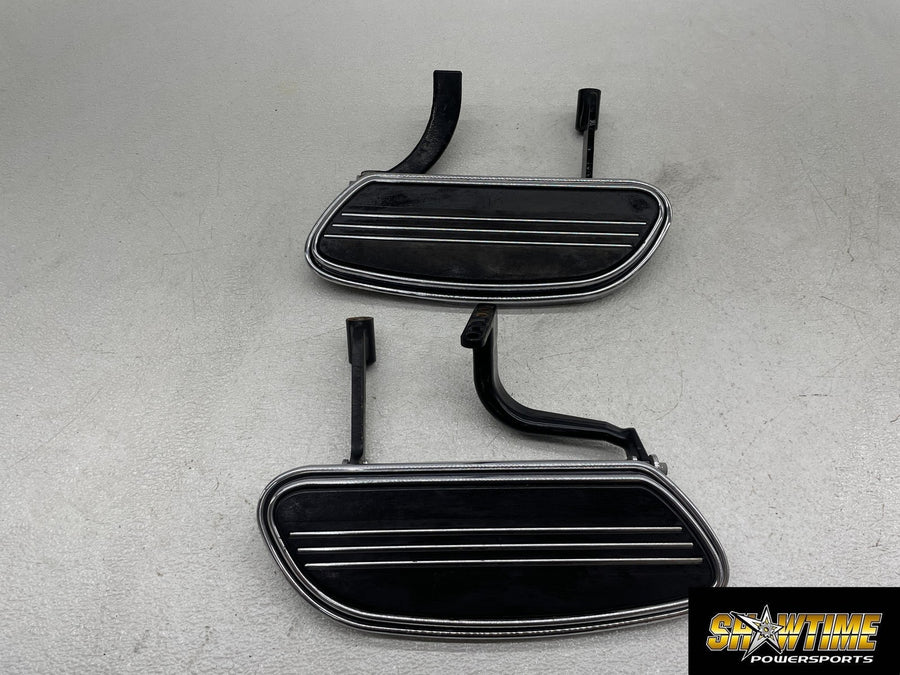 07-11 HARLEY-DAVIDSON STREET GLIDE FLHX FRONT FLOORBOARDS FOOT RESTS SET PAIR