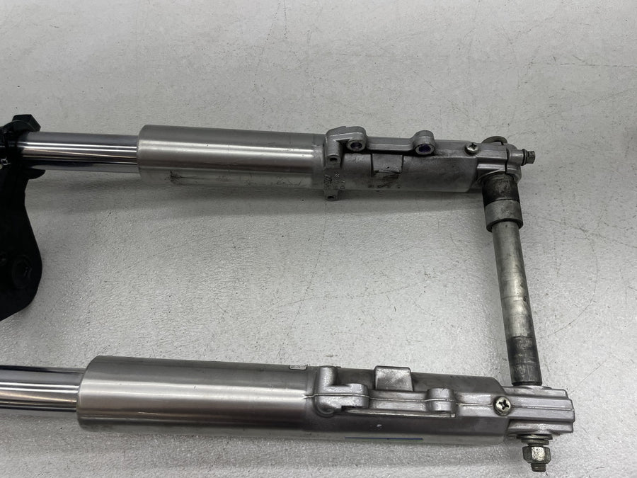 07-11 HARLEY-DAVIDSON ELECTRA GLIDE ULTRA CLASSIC FLHTCU FRONT FORKS COMPLETE