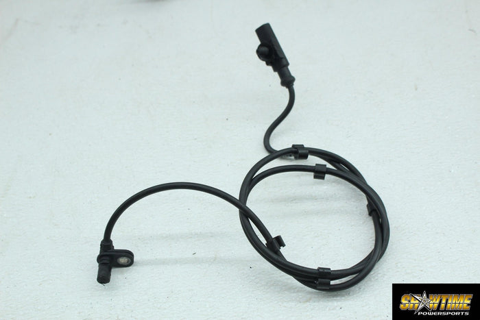 14-15 DUCATI 899 PANIGALE REAR SPEED SPEEDOMETER SENSOR 0265008598