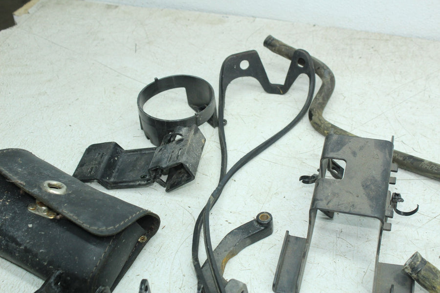 13-17 HARLEY-DAVIDSON DYNA FXDWG PARTS HARDWARE BRAKE LINE SIGNAL MIRROR MOUNT