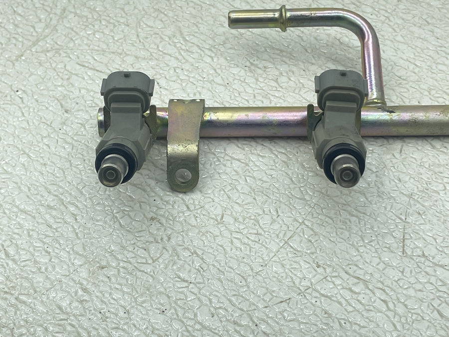 04-05 KAWASAKI NINJA ZX10R MAIN FUEL INJECTORS / THROTTLE BODIES