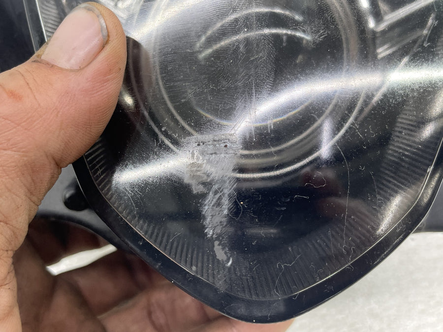 04-05 SUZUKI GSXR750 FRONT HEADLIGHT HEAD LIGHT LAMP 35100-29G30-999