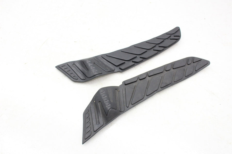03-06 SUZUKI BURGMAN 400 AN400 FRONT REAR FOOT REST FLOORBOARDS GRIP MAT SET