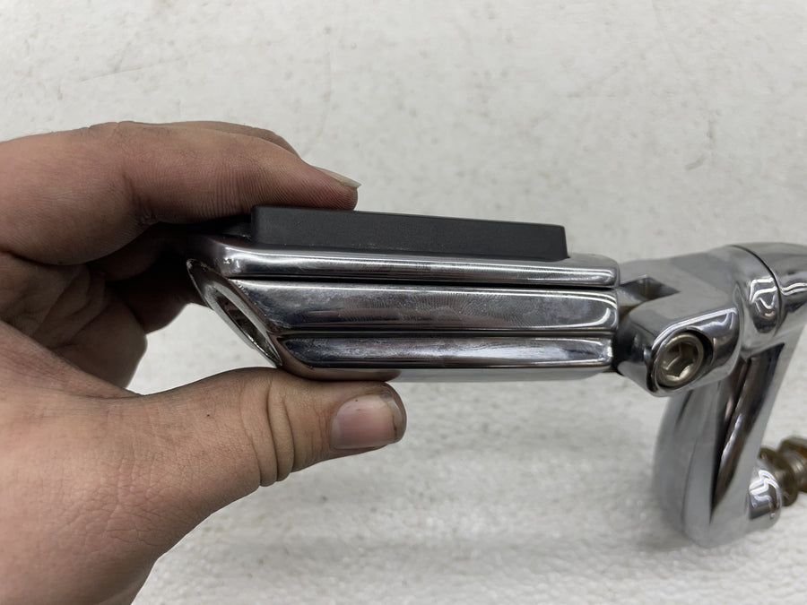 07-11 HARLEY-DAVIDSON ROAD KING CLASSIC FLHRC FRONT HIGHWAY FOOTPEGS PAIR