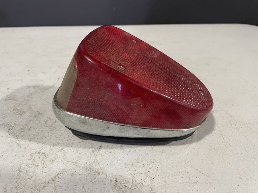 98-07 YAMAHA V STAR 650 XVS650 CLASSIC TAILLIGHT REAR TAIL BRAKE LIGHT