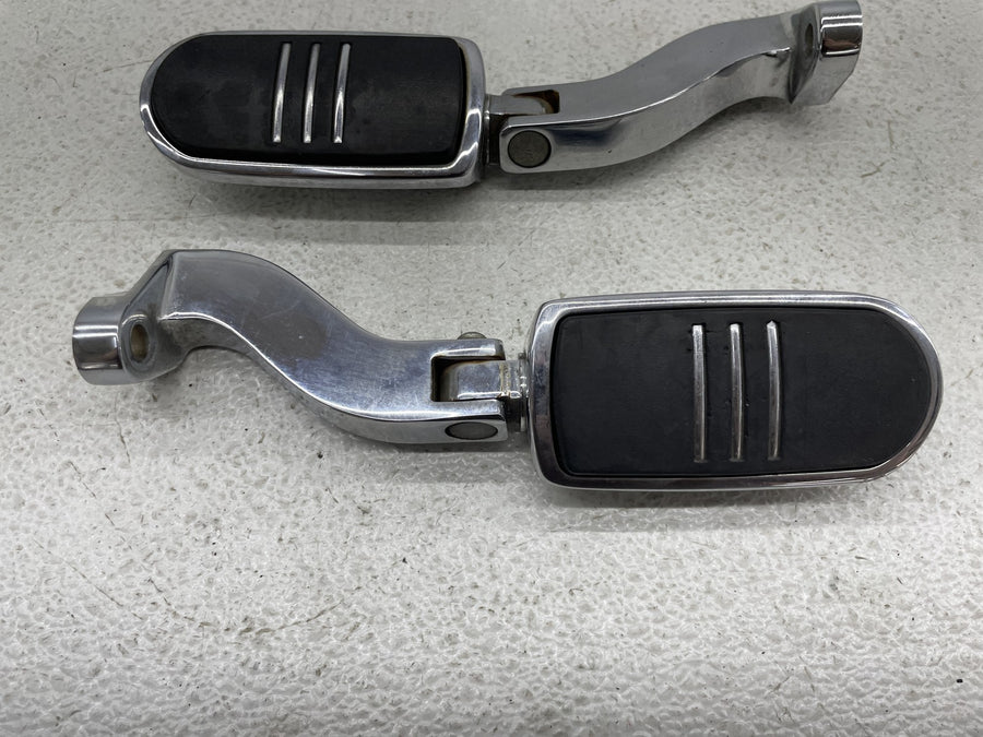 07-11 HARLEY-DAVIDSON STREET GLIDE FLHX REAR PASSENGER FOOTPEGS PEGS PAIR