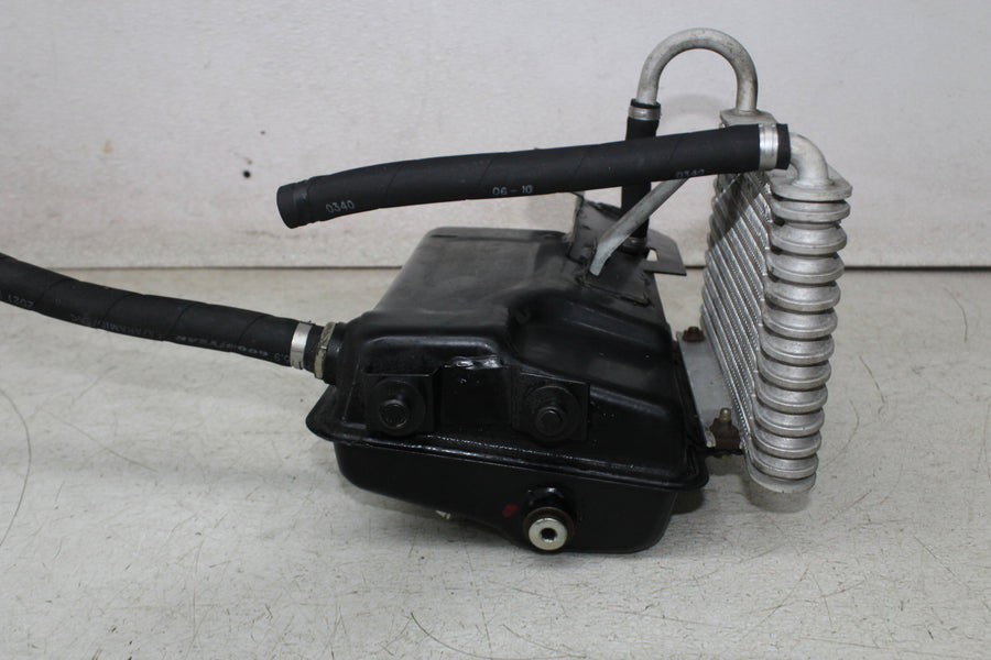 10-12 CAN-AM SPYDER ROADSTER RT ENGINE MOTOR OIL TANK RESERVOIR COOLER