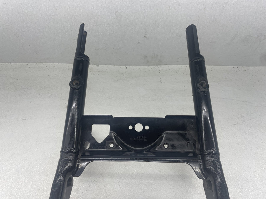 07-11 HARLEY-DAVIDSON ELECTRA GLIDE CLASSIC FLHTC REAR BACK FENDER SUPPORT FRAME
