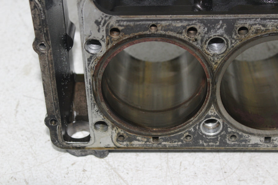 93-01 KAWASAKI NINJA ZX11 ENGINE MOTOR CYLINDER JUG