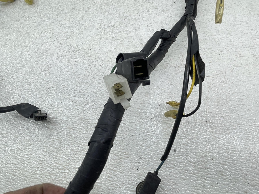 83 HONDA SHADOW 750 VT750 MAIN ENGINE WIRING HARNESS MOTOR WIRE LOOM