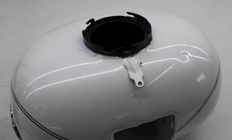 12-16 HARLEY-DAVIDSON ELECTRA GLIDE ULTRA CLASSIC FLHTCU GAS FUEL TANK
