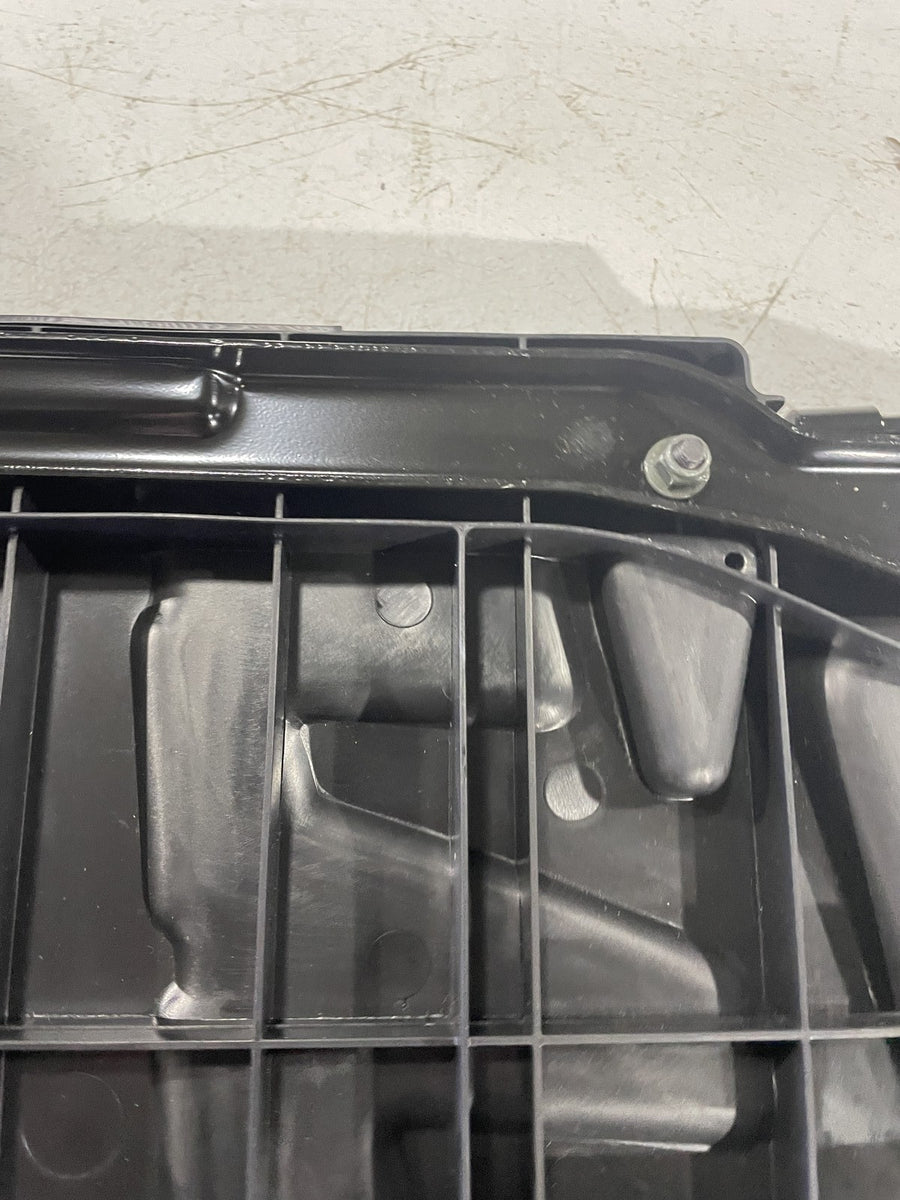 06-11 POLARIS HAWKEYE 300 FRONT FENDER STORAGE ACCESS PANEL LID