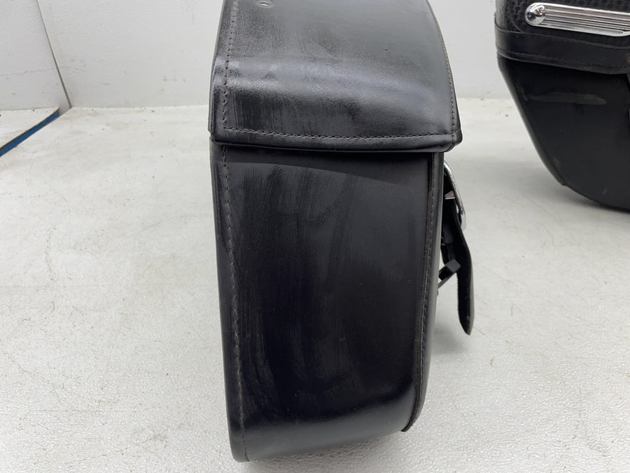 07-11 HARLEY-DAVIDSON ROAD KING CLASSIC FLHRC LEATHER SADDLEBAGS STORAGE PAIR