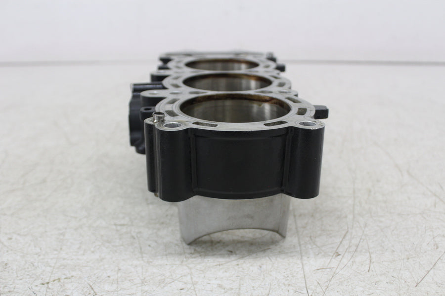 22 TRIUMPH STREET TRIPLE RS ENGINE MOTOR CYLINDER JUG W PISTONS