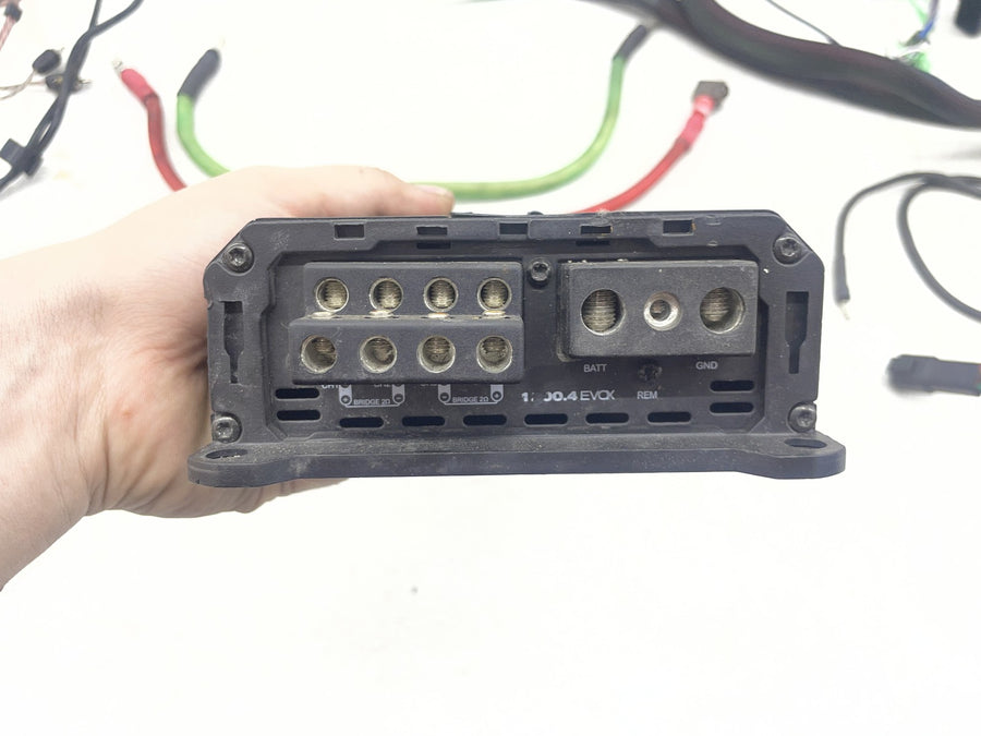12-16 HARLEY-DAVIDSON ROAD GLIDE SPECIAL SOUNDIGITAL RADIO AMPLIFIERS W/ WIRING
