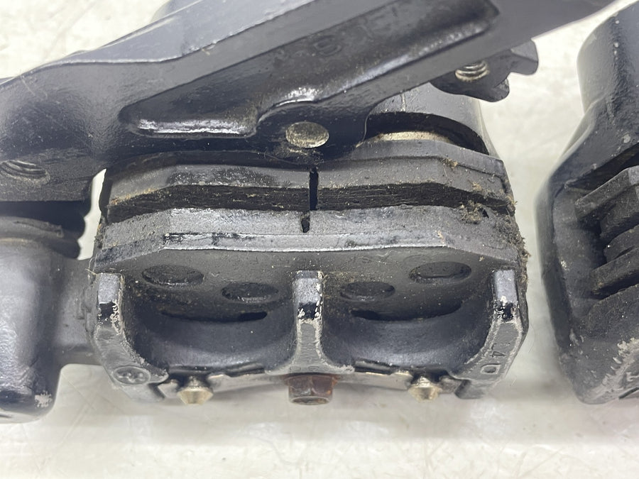 83 HONDA SHADOW 750 VT750 RIGHT LEFT FRONT BRAKE CALIPER SET PAIR CALIPERS