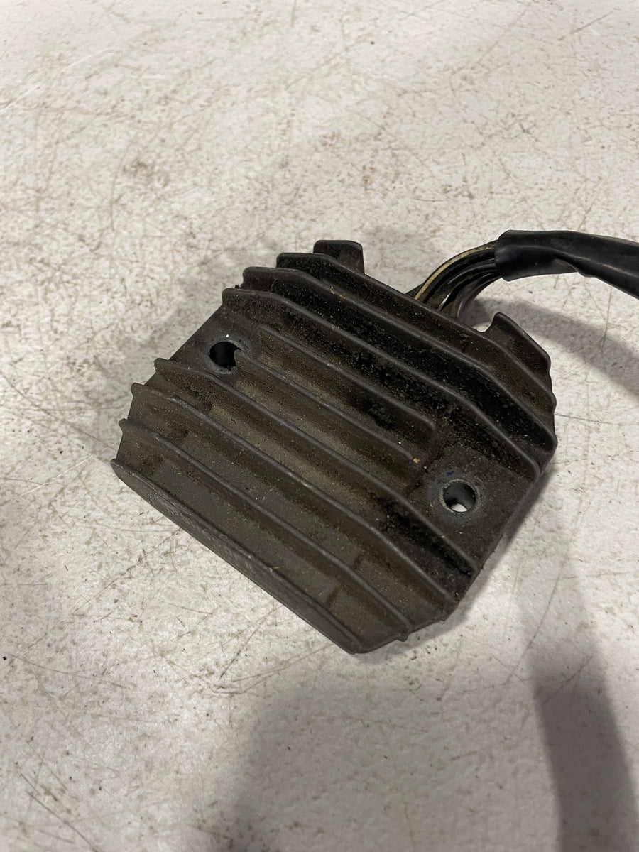 05-06 KAWASAKI NINJA ZX6R ZX636C RECTIFIER VOLTAGE REGULATOR