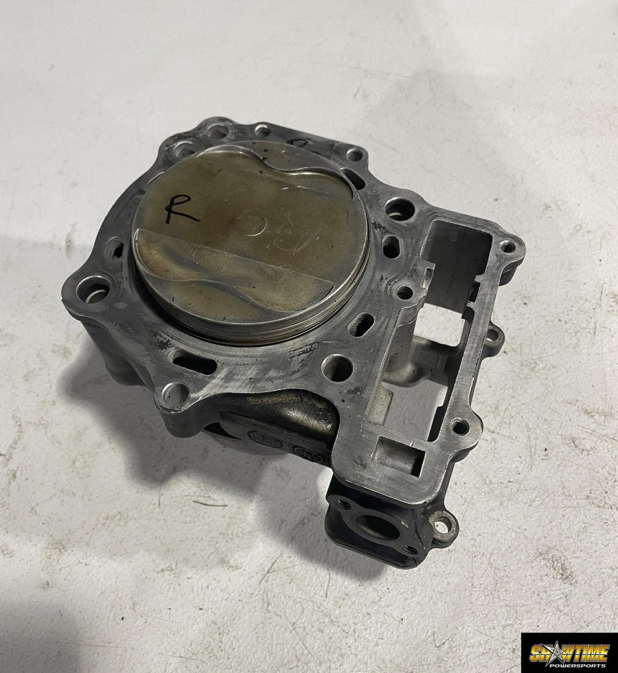 98-01 SUZUKI TL1000S ENGINE MOTOR PISTON CYLINDERS BLOCK JUG