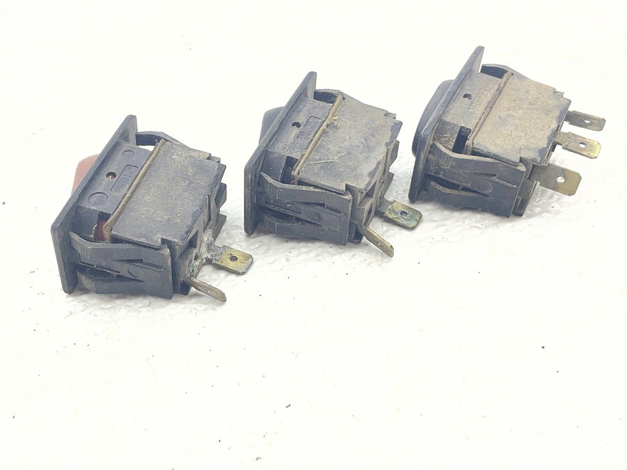 04-10 KUBOTA RTV900 UPPER DASH CONTROL SWITCH SWITCHES