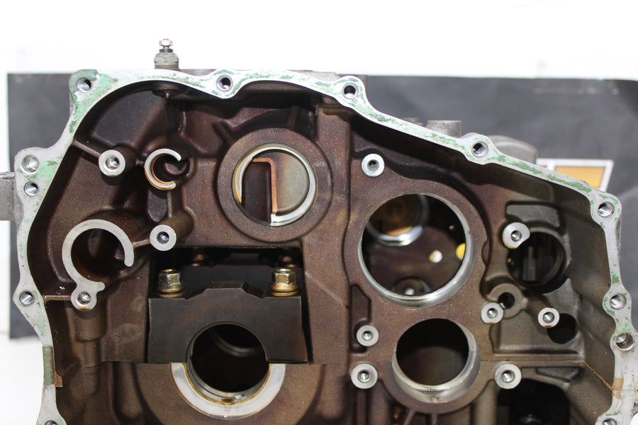 05 HONDA GOLDWING 1800 GL1800 ENGINE MOTOR CRANKCASE CRANK CASES BLOCK