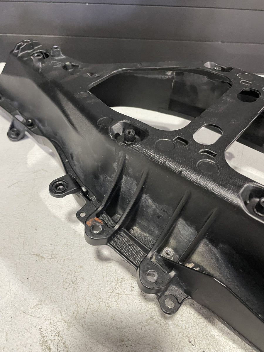 20-26 YAMAHA YZF R1 REAR BACK TAIL SUBFRAME SUB FRAME DAMAGED