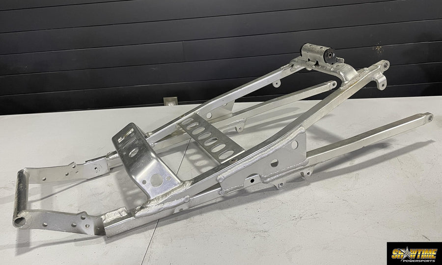 99-02 YAMAHA YZF R6 REAR BACK TAIL SUBFRAME SUB FRAME