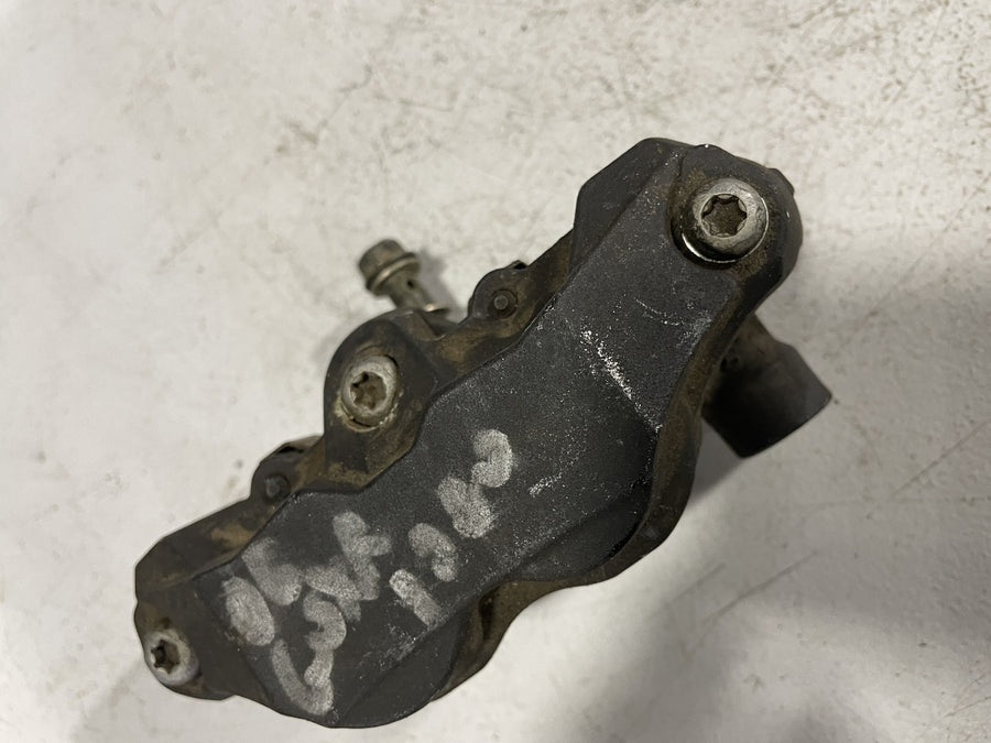 06-07 SUZUKI GSXR600 RIGHT LEFT FRONT BRAKE CALIPER SET PAIR CALIPERS