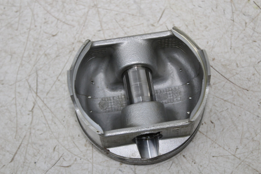 11-25 HONDA FURY VT1300 CX ENGINE MOTOR REAR CYLINDER JUG PISTON BLOCK