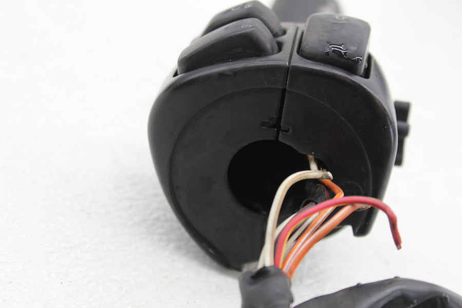 00-05 HARLEY-DAVIDSON SOFTAIL DEUCE FXSTD RIGHT CONTROL OFF START SWITCH (READ)