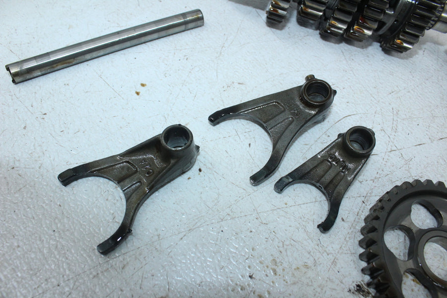 87 HONDA VFR700F ENGINE MOTOR TRANSMISSION TRANNY GEARS